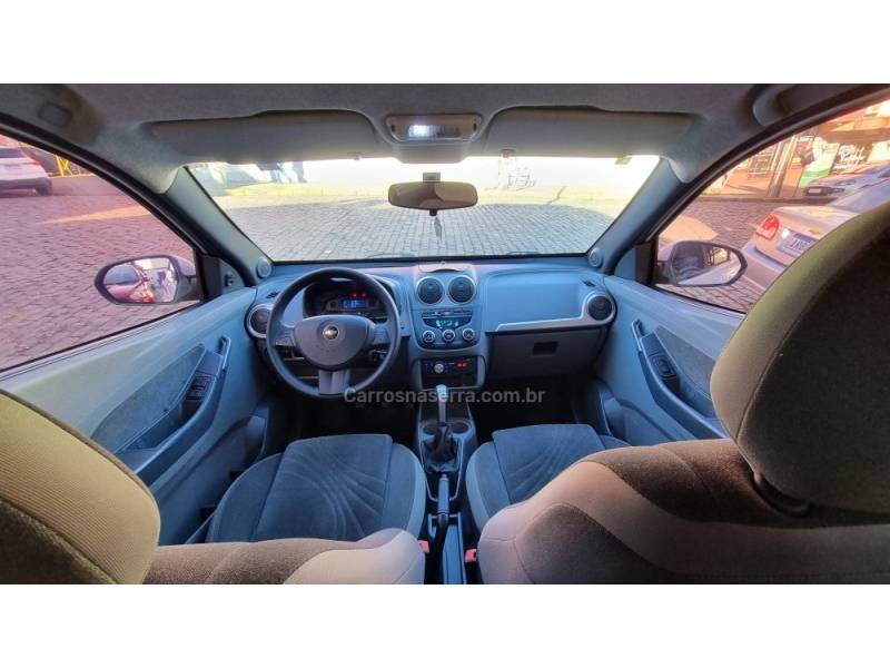 CHEVROLET - AGILE - 2010/2011 - Branca - R$ 36.900,00