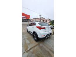 HYUNDAI - HB20X - 2014/2015 - Branca - R$ 62.900,00