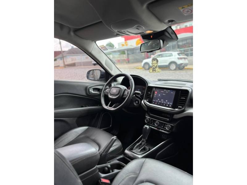 FIAT - TORO - 2024/2025 - Branca - R$ 165.900,00