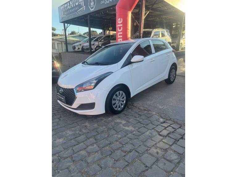 HYUNDAI - HB20 - 2018/2019 - Branca - R$ 55.900,00