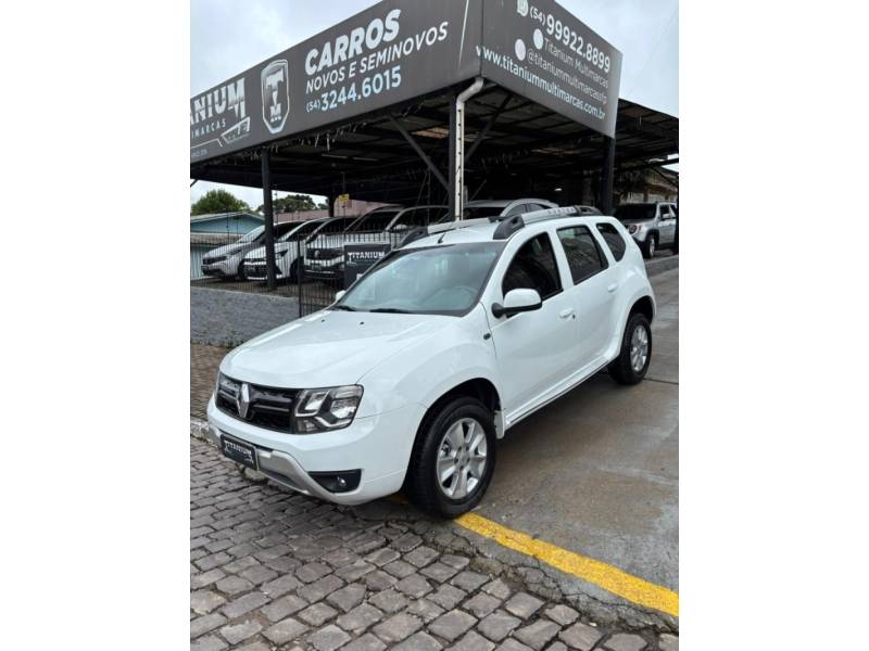 RENAULT - DUSTER - 2016/2017 - Branca - R$ 68.900,00