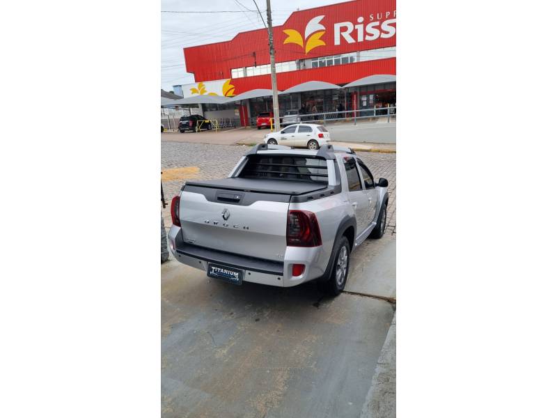 RENAULT - DUSTER OROCH - 2019/2020 - Prata - R$ 82.900,00