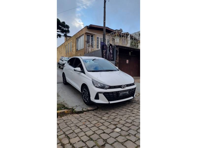HYUNDAI - HB20 - 2023/2024 - Branca - R$ 72.900,00