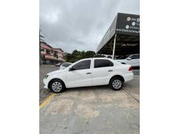 VOLKSWAGEN - VOYAGE - 2014/2015 - Branca - R$ 47.900,00