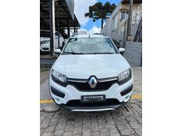 RENAULT - SANDERO - 2017/2018 - Branca - R$ 57.900,00