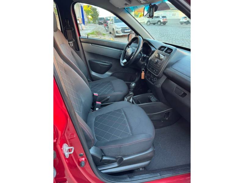 RENAULT - KWID - 2021/2022 - Vermelha - R$ 48.900,00