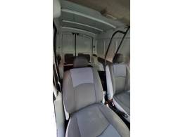 RENAULT - KANGOO - 2012/2013 - Branca - R$ 34.900,00