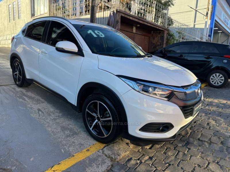 HONDA - HR-V - 2018/2019 - Branca - R$ 108.900,00