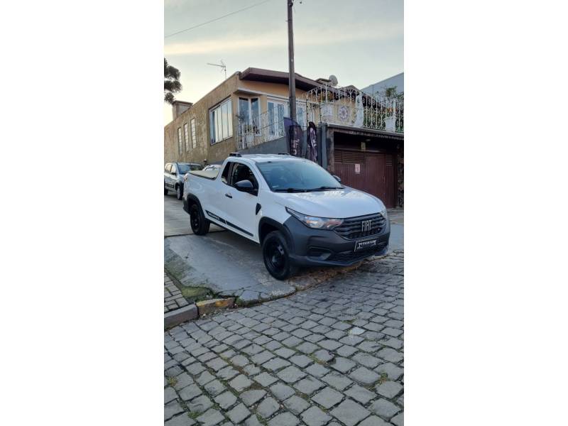 FIAT - STRADA - 2022/2022 - Branca - R$ 75.900,00