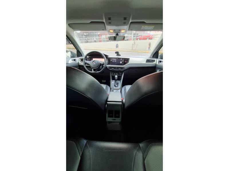 VOLKSWAGEN - POLO - 2021/2021 - Prata - R$ 89.900,00