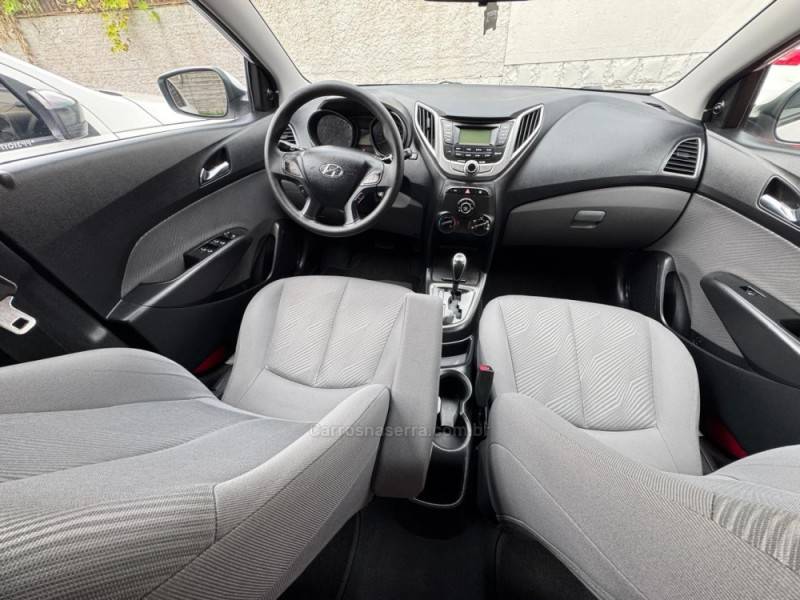 HYUNDAI - HB20S - 2014/2015 - Branca - R$ 59.900,00