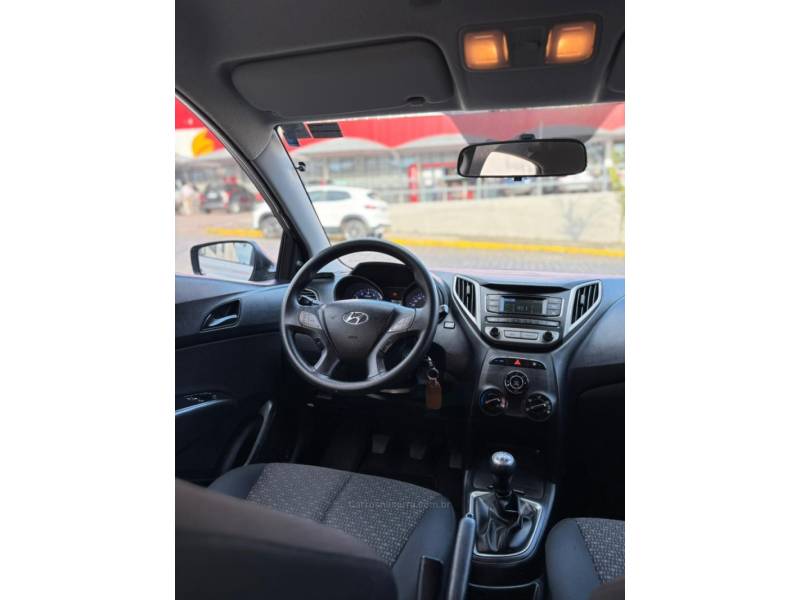 HYUNDAI - HB20 - 2016/2017 - Cinza - R$ 52.900,00