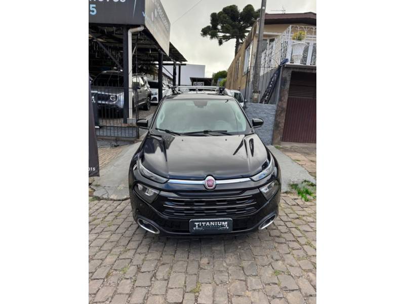 FIAT - TORO - 2017/2017 - Preta - R$ 101.900,00