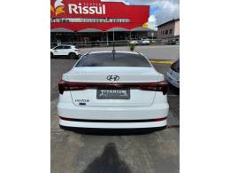 HYUNDAI - HB20S - 2023/2024 - Branca - R$ 84.900,00