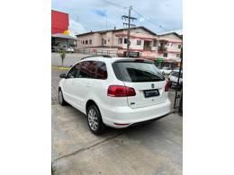 VOLKSWAGEN - SPACEFOX - 2015/2016 - Branca - R$ 57.900,00