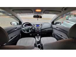 HYUNDAI - HB20X - 2014/2015 - Branca - R$ 62.900,00