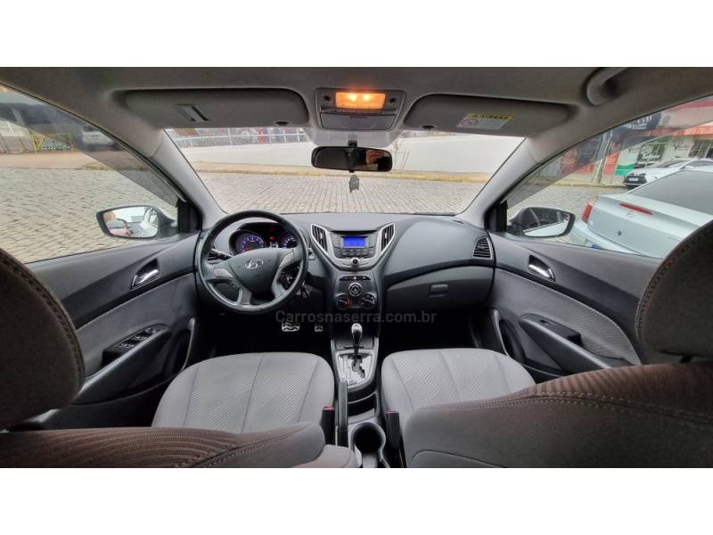 HYUNDAI - HB20X - 2014/2015 - Branca - R$ 62.900,00