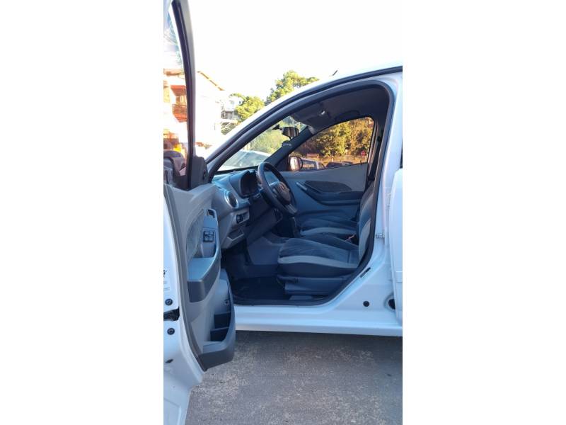 CHEVROLET - AGILE - 2010/2011 - Branca - R$ 36.900,00