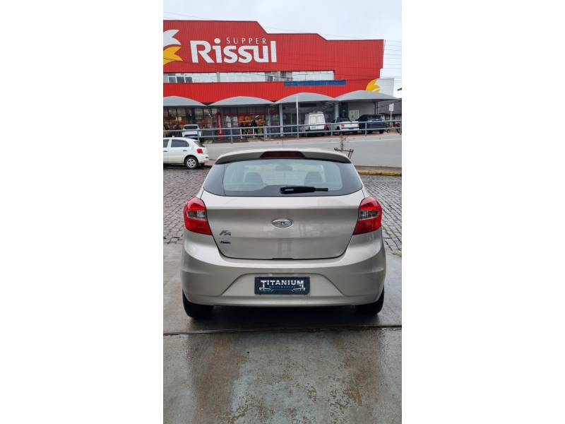 FORD - KA - 2014/2015 - Prata - R$ 39.900,00
