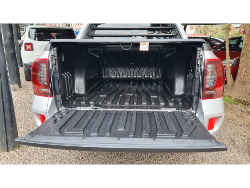 RENAULT - DUSTER OROCH - 2019/2020 - Prata - R$ 82.900,00