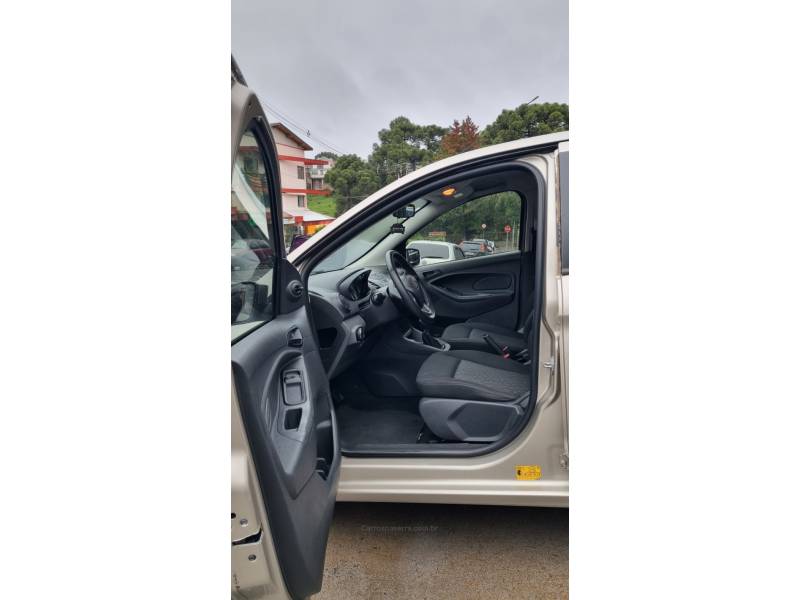 FORD - KA - 2014/2015 - Prata - R$ 39.900,00