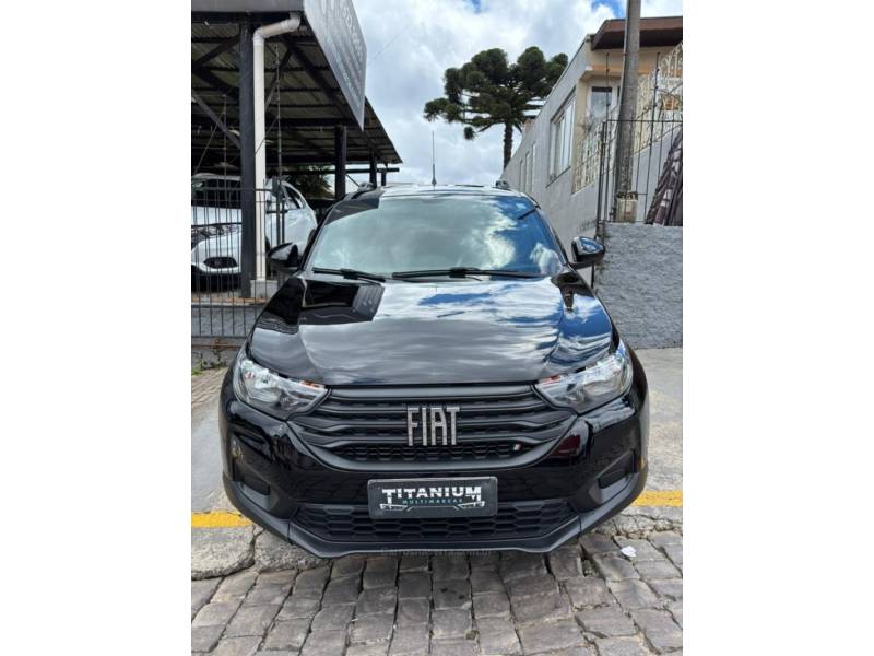 FIAT - STRADA - 2021/2020 - Preta - R$ 73.900,00