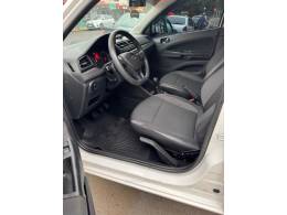VOLKSWAGEN - VOYAGE - 2019/2020 - Branca - R$ 57.900,00