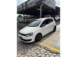 VOLKSWAGEN - FOX - 2014/2014 - Branca - R$ 44.900,00