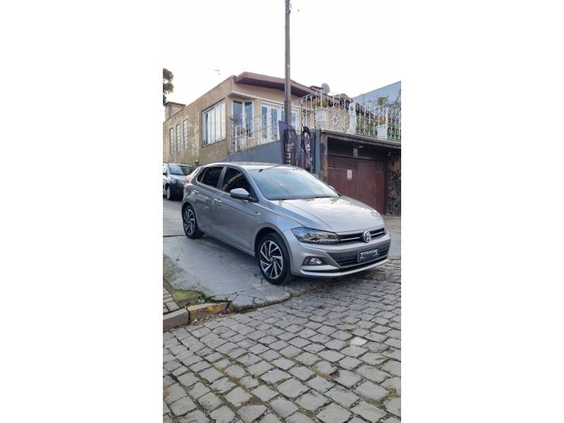 VOLKSWAGEN - POLO - 2021/2021 - Prata - R$ 89.900,00