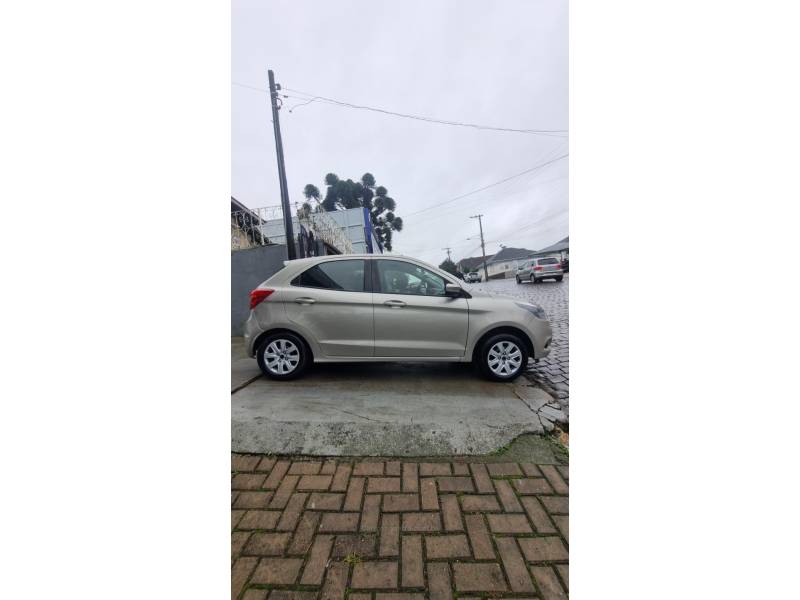 FORD - KA - 2014/2015 - Prata - R$ 39.900,00