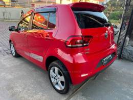 VOLKSWAGEN - FOX - 2015/2016 - Vermelha - R$ 56.900,00