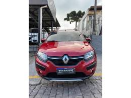 RENAULT - SANDERO - 2015/2015 - Vermelha - R$ 44.900,00