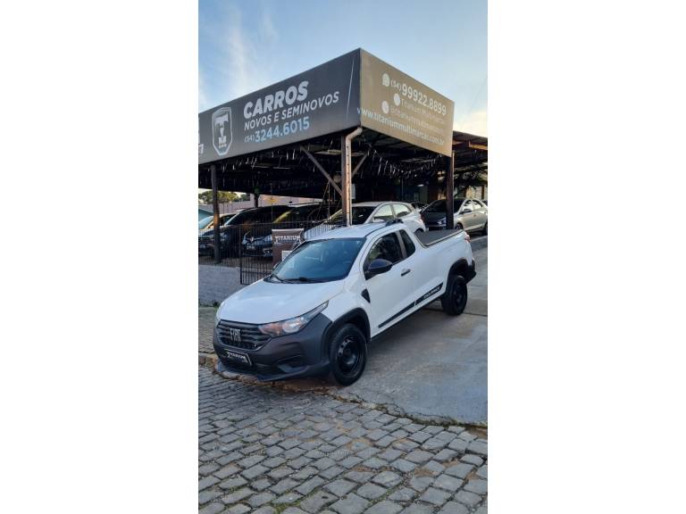 FIAT - STRADA - 2022/2022 - Branca - R$ 75.900,00