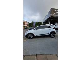 HYUNDAI - HB20X - 2016/2017 - Branca - R$ 71.900,00