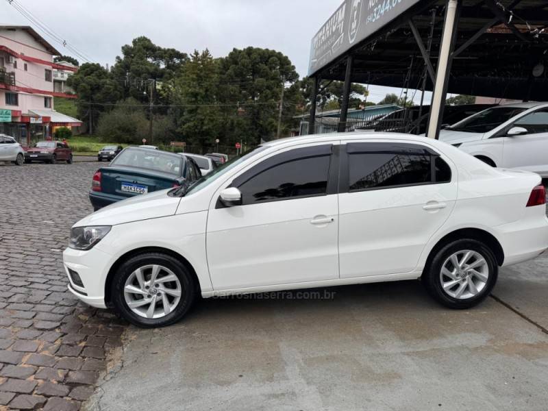VOLKSWAGEN - VOYAGE - 2019/2020 - Branca - R$ 57.900,00